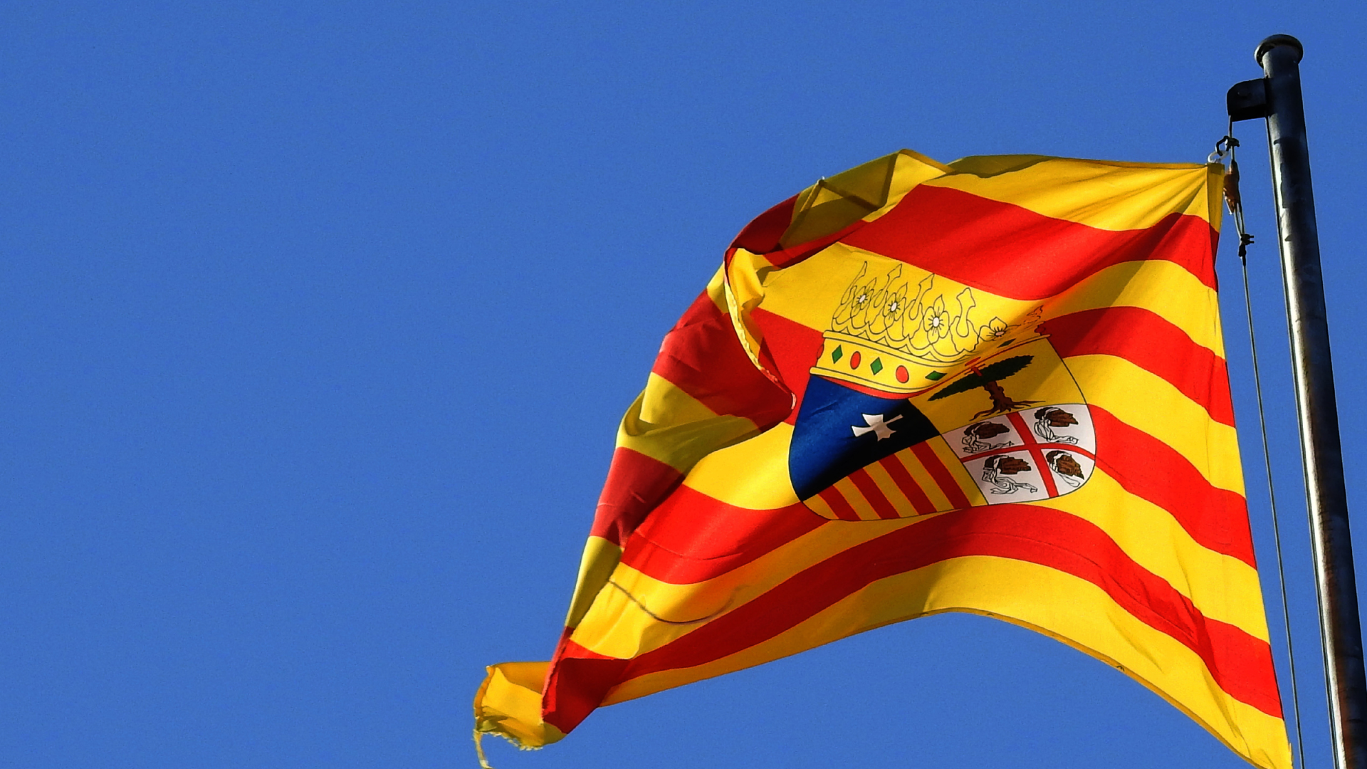 Nueva ley en Aragón: las empresas deberán devolver las ayudas públicas si se marchan de la comunidad
