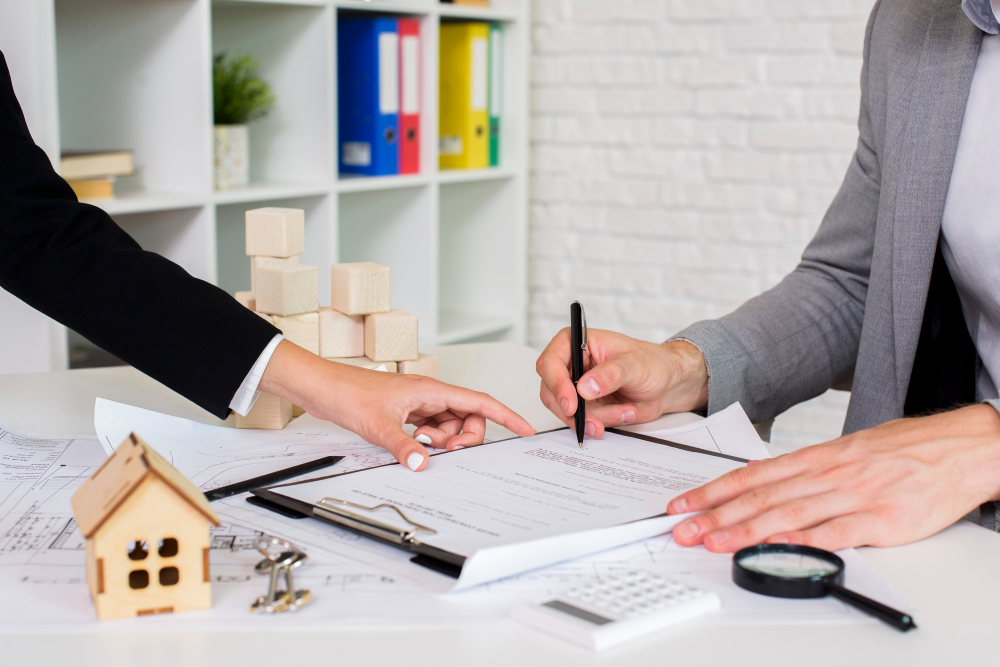 Los gastos y cláusulas que deberían aparecer en tu contrato de alquiler con la nueva Ley de Vivienda