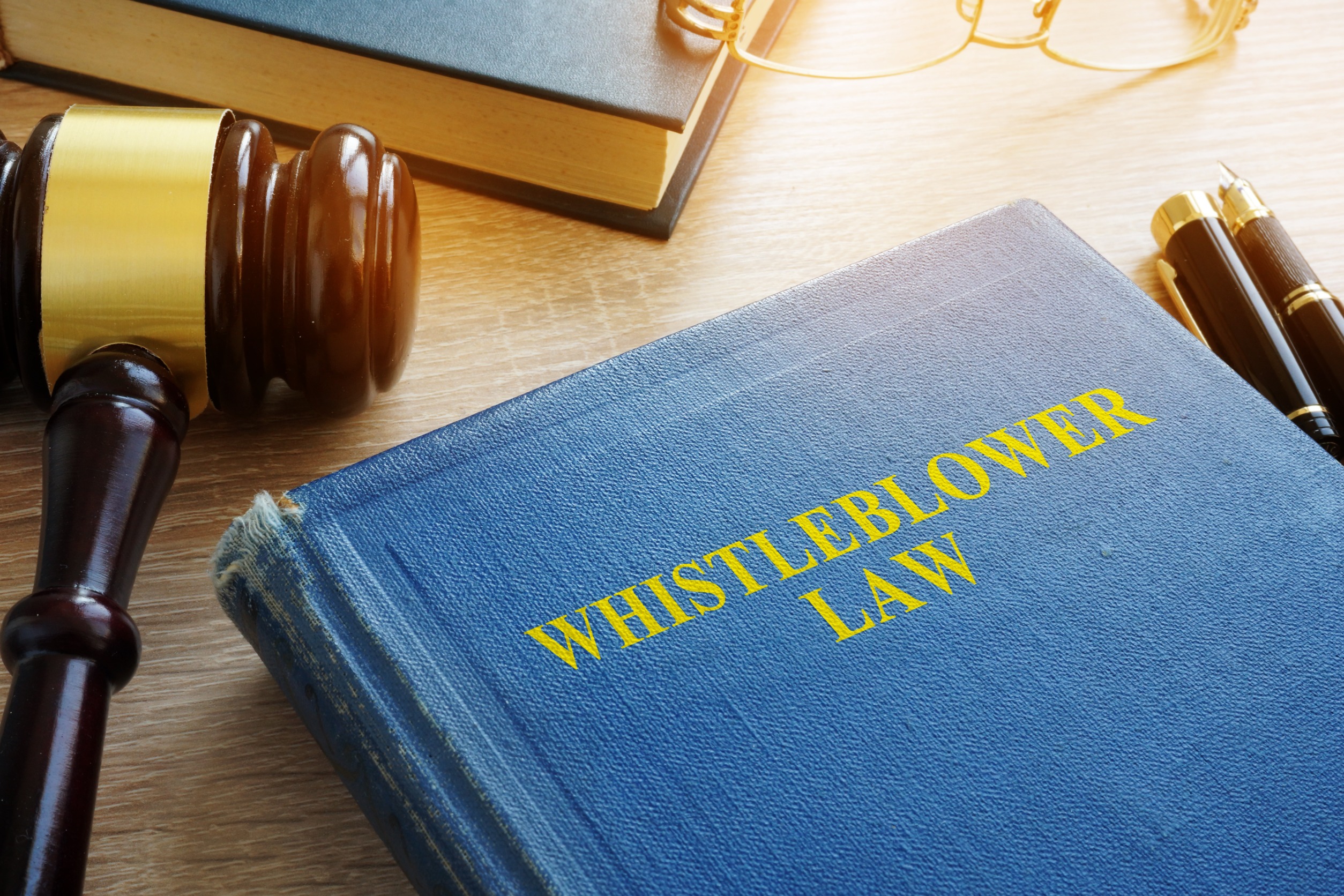 Publicada en el BOE la nueva Ley Whistleblower | Sala de prensa Grupo Asesor ADADE y E-Consulting Global Group