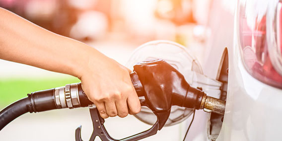 Autónomo: los criterios y casos que determinan si puede o no deducir gasolina