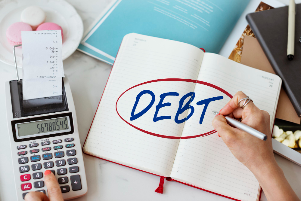 Los economistas piden mayores quitas para las deudas de los  autónomos con Hacienda o Seguridad Social | Sala de prensa Grupo Asesor ADADE y E-Consulting Global Group